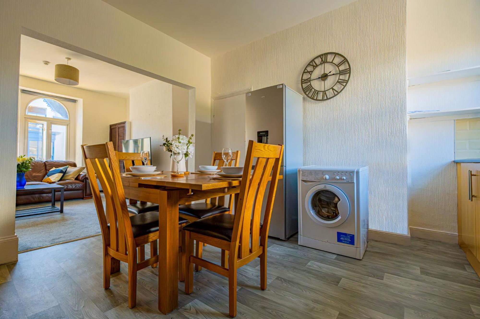 Castleview Coastal Comfort With 2 Parking Spaces Oystermouth Εξωτερικό φωτογραφία