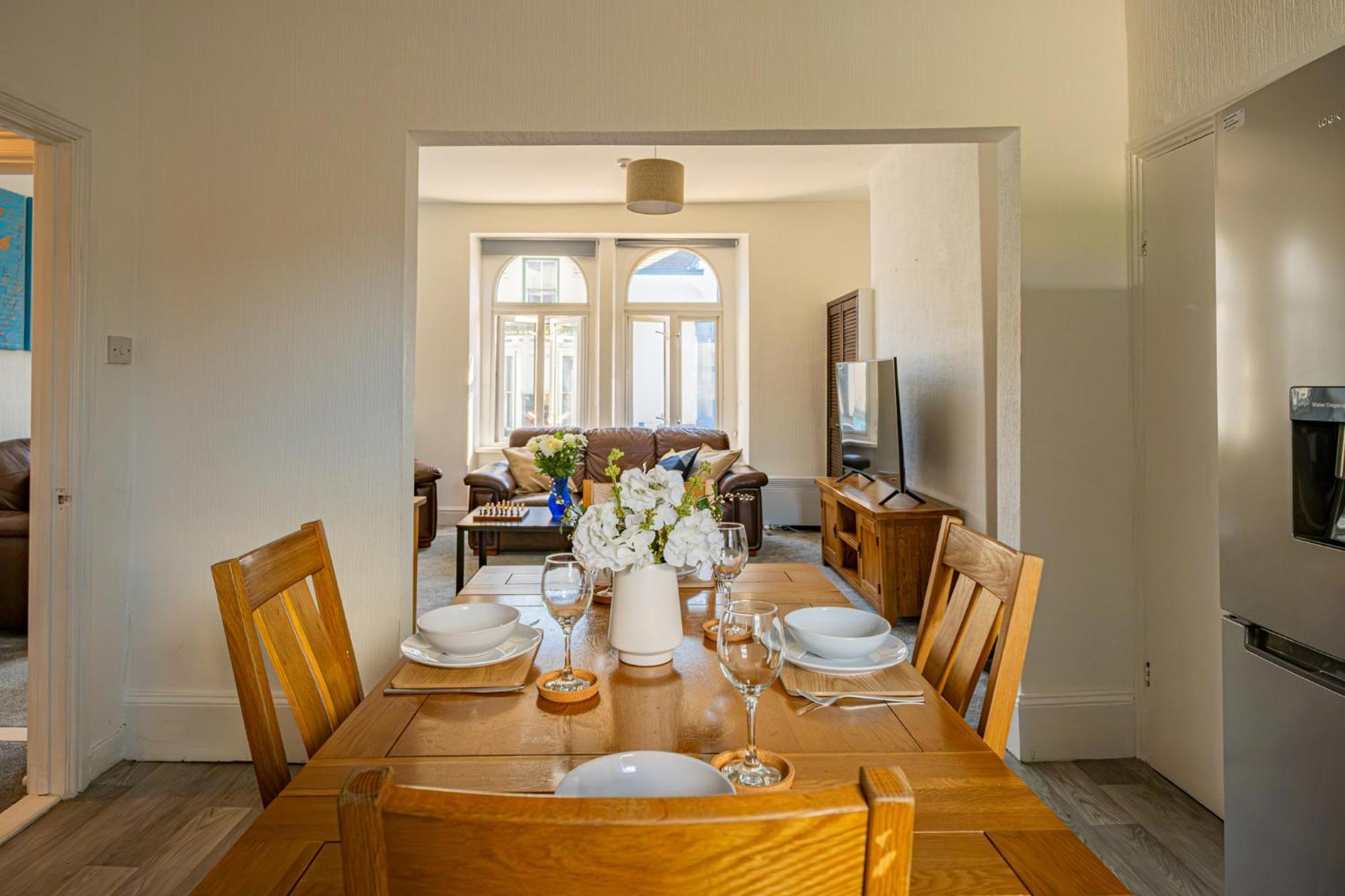 Castleview Coastal Comfort With 2 Parking Spaces Oystermouth Εξωτερικό φωτογραφία