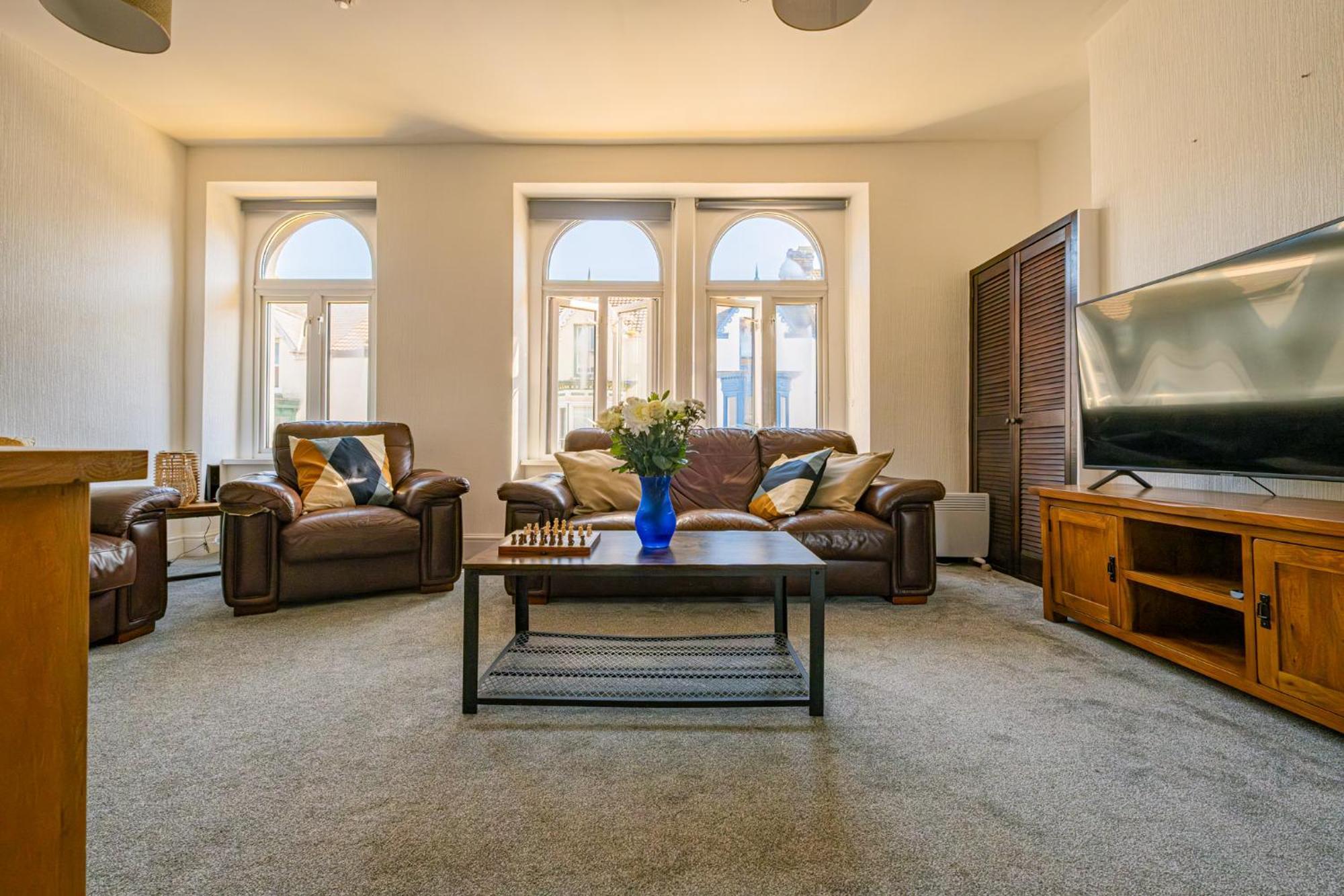 Castleview Coastal Comfort With 2 Parking Spaces Oystermouth Εξωτερικό φωτογραφία